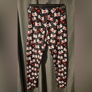 Leggings Valentines custom made size tall and curvy never worn good quality